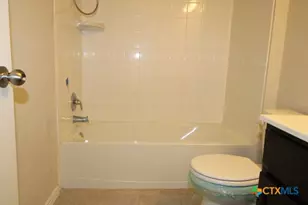 2005 Canvasback Ct, Copperas Cove, TX 76522 - Photo 10