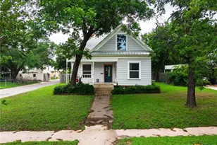 1312 E Leon St, Gatesville, TX 76528 - Photo 4