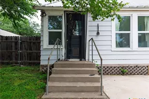 1312 E Leon St, Gatesville, TX 76528 - Photo 28
