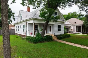 1312 E Leon St, Gatesville, TX 76528 - Photo 1