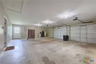 3545 E I 10 Frontage Rd, Schulenburg, TX 78956 - Photo 28