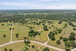 1306 Hidden Springs Dr, Salado, TX 76571 - Photo 4