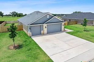 3303 Pistoia Trl, Temple, TX 76502 - Photo 38