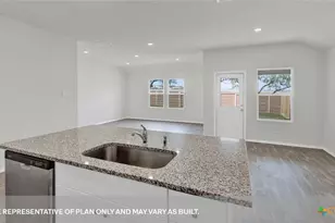 708 Peccary Ln, Seguin, TX 78155 - Photo 16