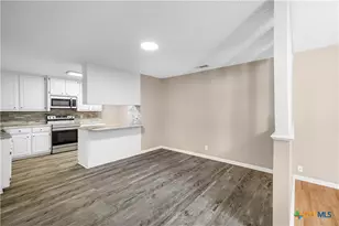 201 Sandra St, Inez, TX 77968 - Photo 6