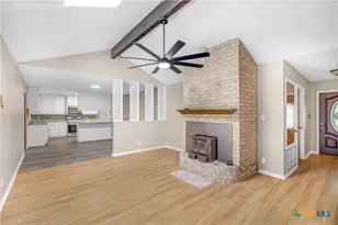201 Sandra St, Inez, TX 77968 - Photo 10
