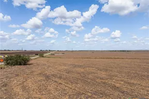 000 Wells Ln, Manor, TX 78653 - Photo 20