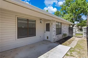 526 Riverside Dr, New Braunfels, TX 78130 - Photo 28