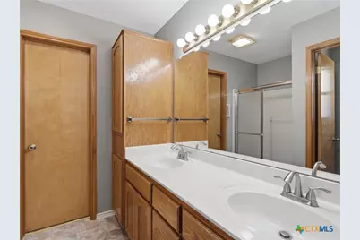 526 Riverside Drive, New Braunfels, TX 78130 - Photo 20
