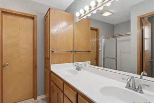 526 Riverside Dr, New Braunfels, TX 78130 - Photo 20