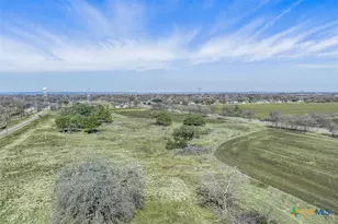 600 River Rd, Martindale, TX 78655 - Photo 2