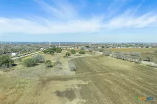 600 River Rd, Martindale, TX 78655 - Photo 22