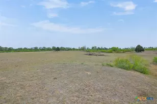 579 Lower Elgin Rd, Elgin, TX 78621 - Photo 22