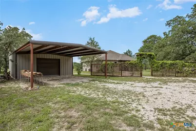 901 Spanish Oaks Boulevard, Lockhart, TX 78644 - Photo 28