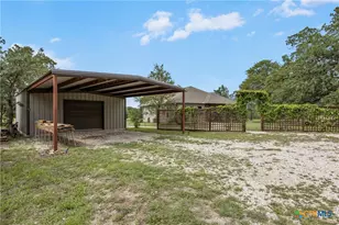 901 Spanish Oaks Blvd, Lockhart, TX 78644 - Photo 28