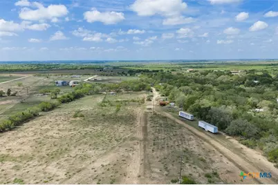 8519 State Park Road, Lockhart, TX 78644 - Photo 32
