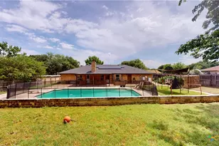 205 Red Oak Dr, Harker Heights, TX 76548 - Photo 16
