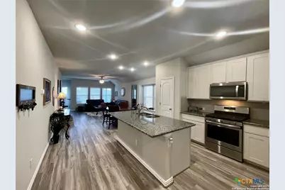 1212 Loma Ranch, New Braunfels, TX 78132 - Photo 6