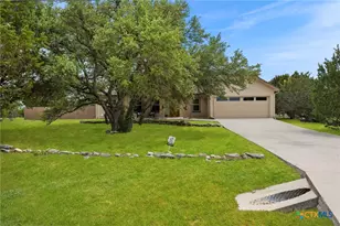 111 Swallow Ct, Canyon Lake, TX 78133 - Photo 4