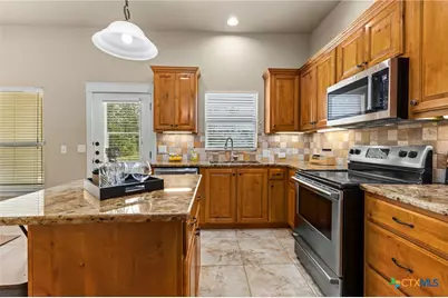 111 Swallow Court, Canyon Lake, TX 78133 - Photo 14