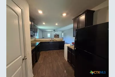 124 Niven Path, Jarrell, TX 76537 - Photo 4