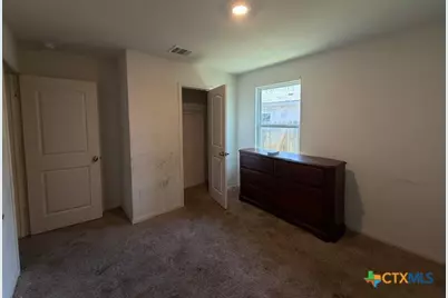 124 Niven Path, Jarrell, TX 76537 - Photo 10
