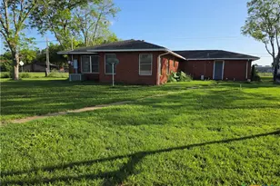 2865 Fm 1685, Victoria, TX 77905 - Photo 14