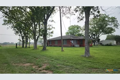 2865 Fm 1685, Victoria, TX 77905 - Photo 2