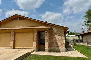 1307 Barbara Dr, San Marcos, TX 78666 - Photo 2