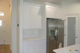 112 Rustic Woods, Marion, TX 78124 - Photo 4