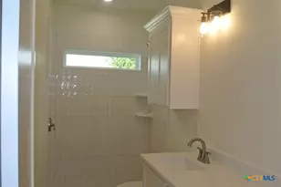 112 Rustic Woods, Marion, TX 78124 - Photo 18
