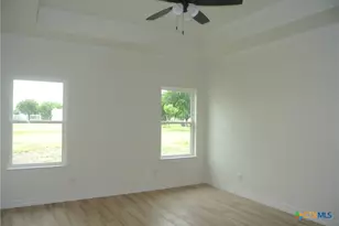 112 Rustic Woods, Marion, TX 78124 - Photo 14