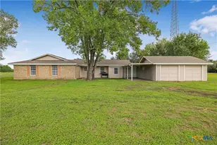 2631 Benbow Rd, Inez, TX 77968 - Photo 2