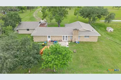 2631 Benbow Road, Inez, TX 77968 - Photo 6