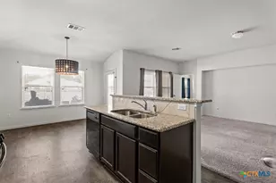376 Musgrav, Kyle, TX 78640 - Photo 8
