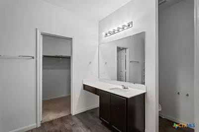 376 Musgrav, Kyle, TX 78640 - Photo 6