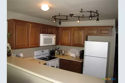 730 E Mather Street, New Braunfels, TX 78130 - Photo 4