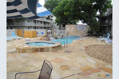 730 E Mather Street, New Braunfels, TX 78130 - Photo 22