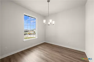 613 James Parker Cir, Killeen, TX 76542 - Photo 6