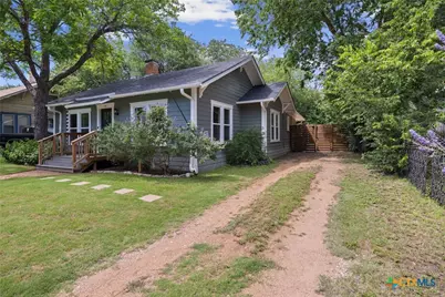 114 E 10th Avenue, Belton, TX 76513 - Photo 2