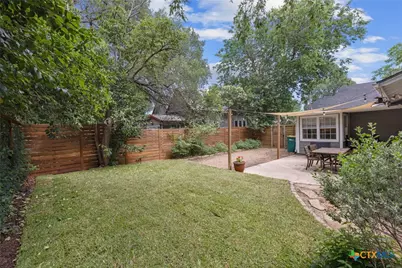 114 E 10th Avenue, Belton, TX 76513 - Photo 34