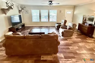 991 Co Rd 130, Edna, TX 77957 - Photo 12