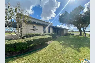101 Mockingbird Circle #B5, Victoria, TX 77904 - Photo 2