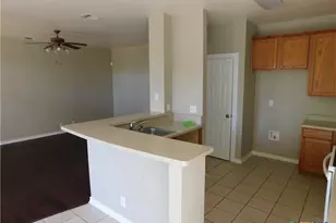 957 Misty Acres Dr, New Braunfels, TX 78130 - Photo 16