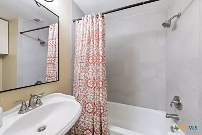 401 W Lincoln Street #A115, New Braunfels, TX 78130 - Photo 18