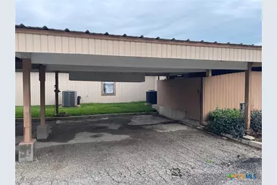 1051 Country Club Drive, Seguin, TX 78155 - Photo 18