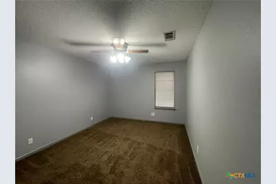 1051 Country Club Drive, Seguin, TX 78155 - Photo 10