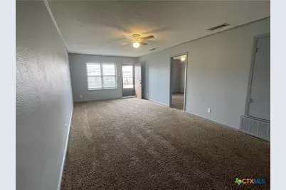 1051 Country Club Drive, Seguin, TX 78155 - Photo 4