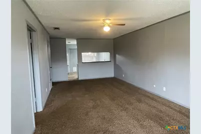 1051 Country Club Drive, Seguin, TX 78155 - Photo 6