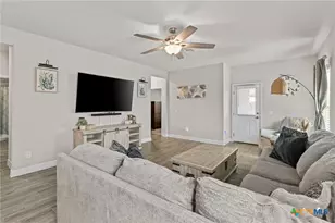 729 Tupelo Tank Dr, New Braunfels, TX 78130 - Photo 12